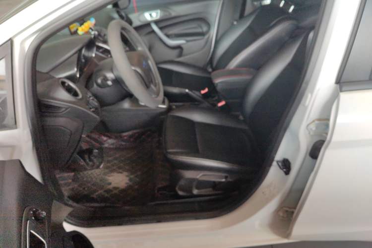 Used Ford Fiesta 2013 Hatchback 1.5L Automatic Fashion Edition