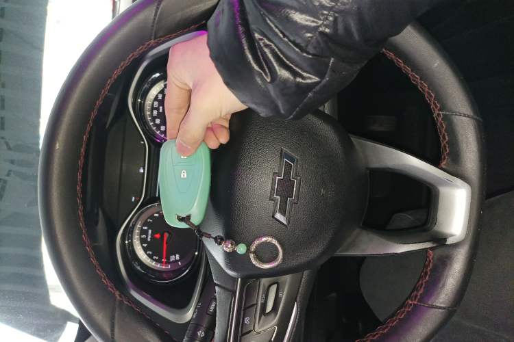 Used Chevrolet Orlando 2020 Light Hybrid Redline 530T Automatic Enjoyment Edition (5+2 Models)