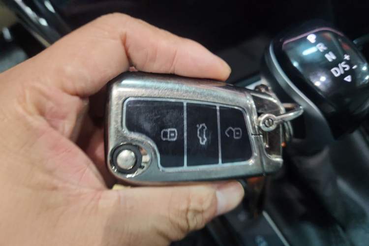 Used Volkswagen Tayron 2024 300TSI Two-Wheel-Drive Luxury Plus Advanced Version