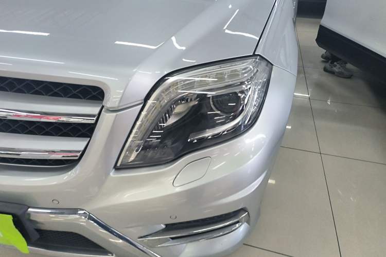 Used Mercedes-Benz GLK-Class 2015 GLK 300 4MATIC Fashion Edition Ultimate Version
