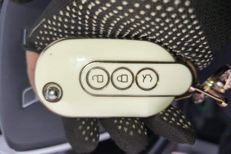 Used Wuling Hongguang MINIEV 2022 Macaron Premium Model – Lithium Iron Phosphate