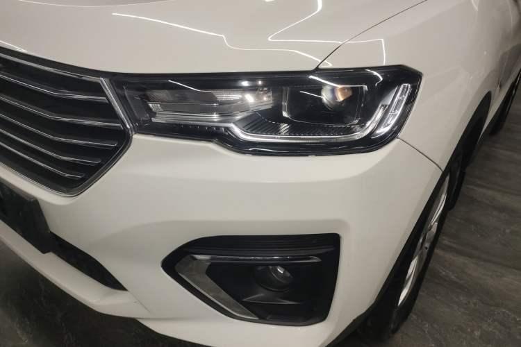 Used Haval H2s 2018 Blue Label 1.5T Dual-Clutch Fashion Edition
