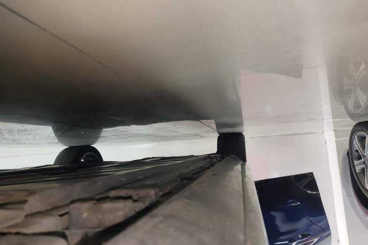 Used Mercedes-Benz E-Class 2019 Restyled E 300 L Sporty and Stylish Edition
