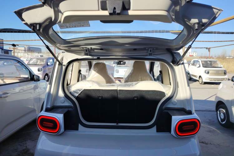 Used Wuling Hongguang MINIEV 2024 3rd Generation 215km Youth Edition
