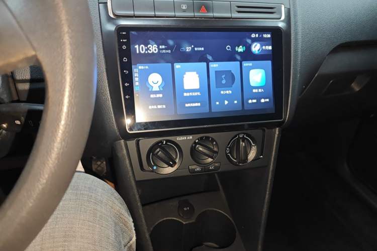 Used Volkswagen Polo 2016 1.4L Manual Fashion Model