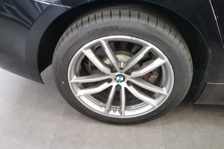 Used BMW 5 Series 2019 Restyled 525Li M Sport Package
