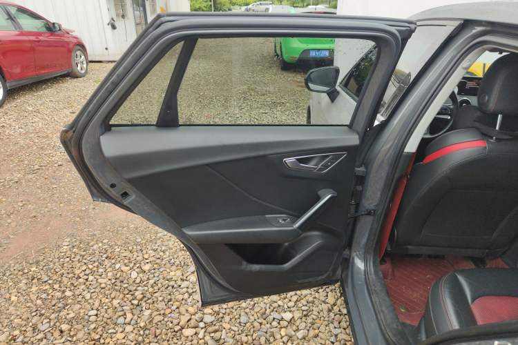 Used Audi Q2L 2021 35 TFSI Fashion Dynamic Model
