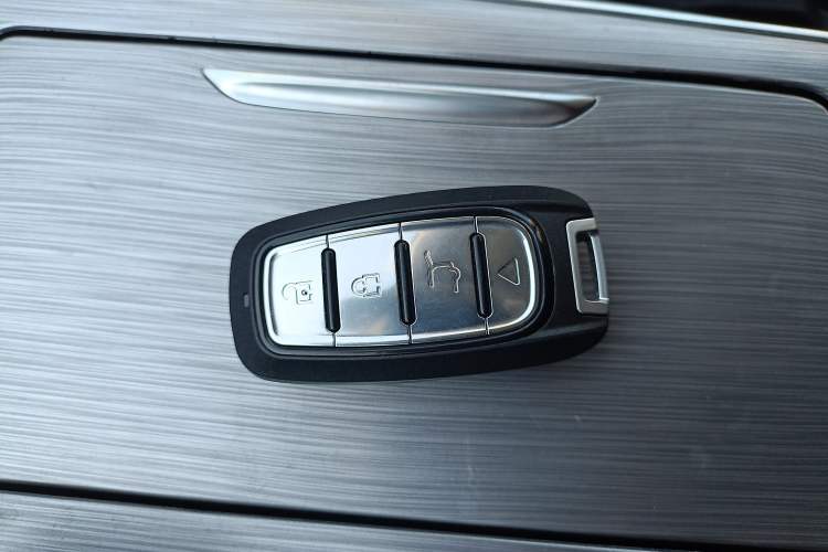 Used Roewe RX5 2020 PLUS 300TGI Automatic Ali National Style Luxury Edition