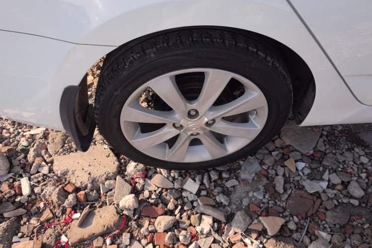 Used Hyundai Verna 2014 1.4L Manual Smart GLS Trim
