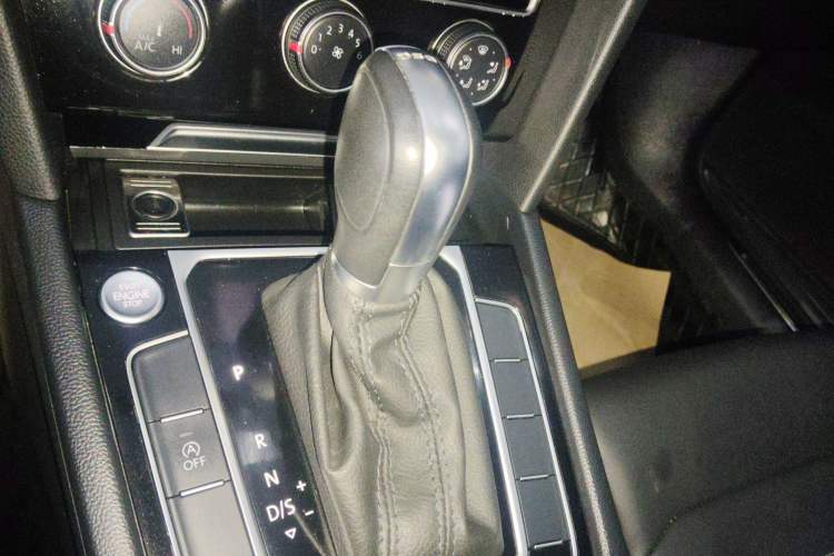 Used Volkswagen Magotan 2023 2 Million Units Limited-Edition 280TSI DSG Comfort Version
