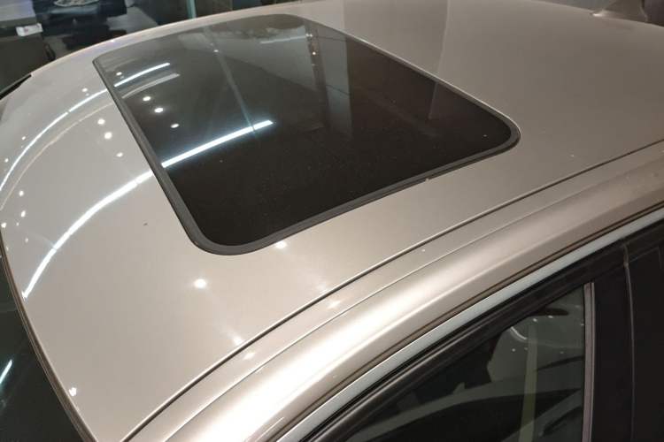 Used BMW 3 Series 2018 320Li Fashion Model
