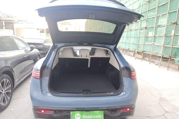 Used Hima Luxeed R7 2024 All-Electric 667 km Max