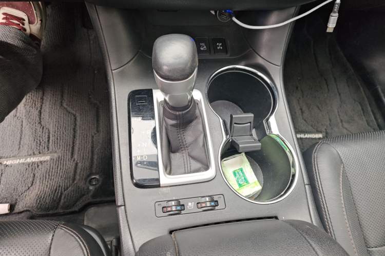 Used Toyota Highlander 2017 2.0T Four-Wheel Drive Ultimate Edition 7 Seats