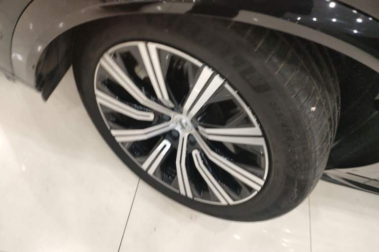 Used Volvo XC90 New Energy 2022 E-Drive Hybrid T8 Luxury Flagship 7-Seater
