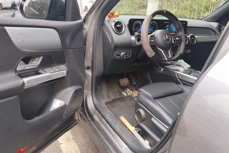 Used Mercedes-Benz GLB 2022 Second Facelift GLB 200 Fashion Edition