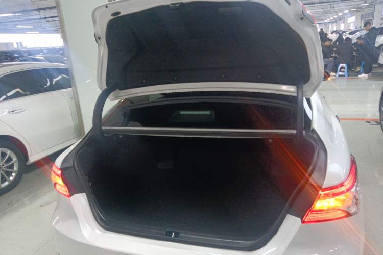 Used Toyota Camry 2023 2.5G Luxury Edition
