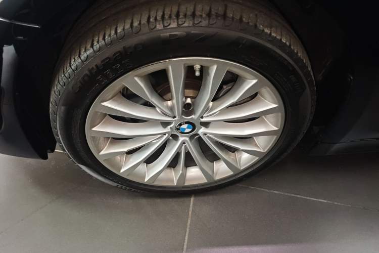 Used BMW 5 Series 2022 Restyled 525Li Luxury Package