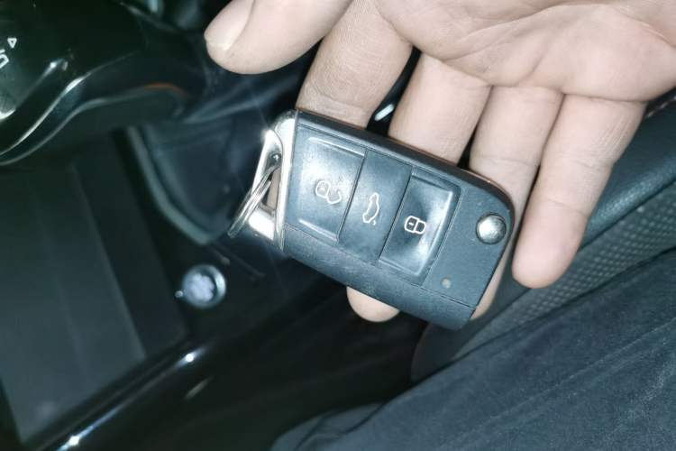 Used Volkswagen Tayron 2019 330TSI Two-Wheel Drive Luxury Model China VI Standard