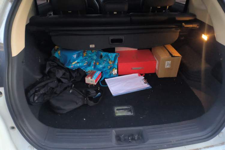 Used Geely Auto Emgrand X7 Sport 2018 1.8TD Automatic Two-Wheel Drive Smart Connect 4G Internet Edition
