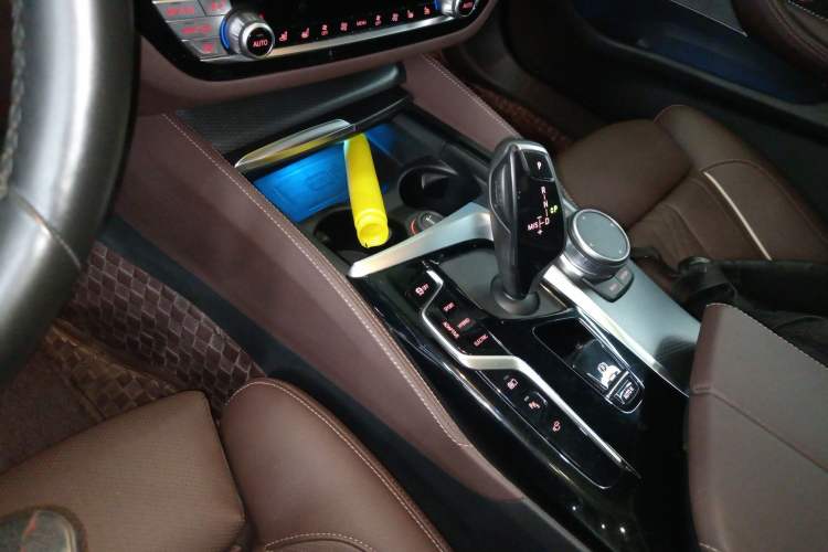 Used BMW 5 Series New Energy 2021 535Le Pioneer Edition M Sport Package
