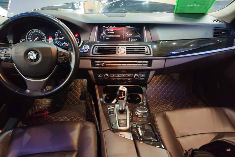 Used BMW 5 Series 2017 525Li Luxury Design Package
