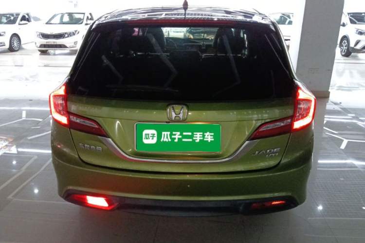 Used Honda Jade 2013 1.8L CVT Luxury Edition 5 seats
