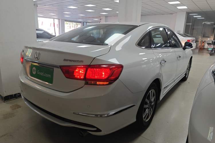 Used Honda Spirior 2017 2.0L Classic Edition
