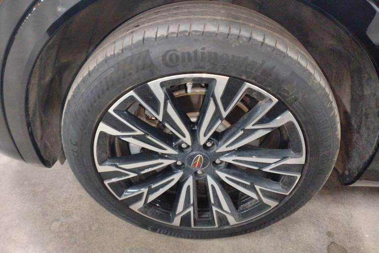 Used Hongqi HS5 2023 2.0T Four-Wheel Drive Flagship Pro Edition
