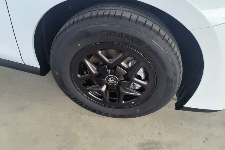 Used BYD Qin PLUS 2025 DM-i Smart Drive 55KM Leading Model
