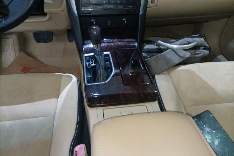 Used Toyota Camry 2016 2.5G 10th Anniversary Deluxe Navigation Edition