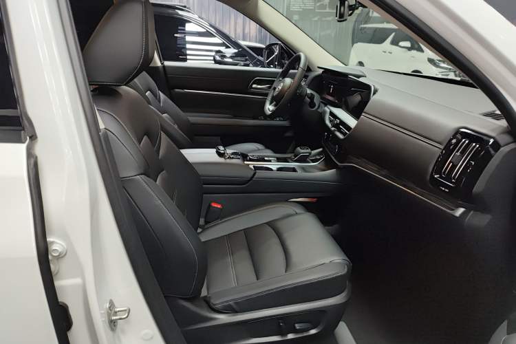 Used Nissan Terra 2024 380 VC-TURBO Four-Wheel Drive Intelligent Driving Version 6 Seats