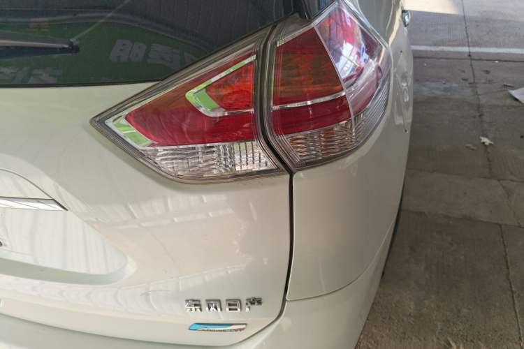 Used Nissan X-Trail 2014 2.0L CVT Comfort Edition 2WD
