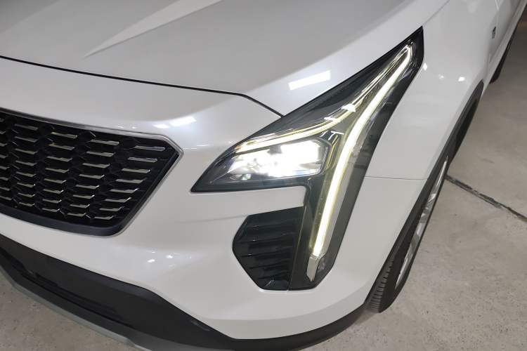 Used Cadillac XT4 2021 28T Two-Wheel Drive Leading Version
