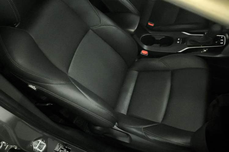 Used Toyota FRONTLANDER 2024 2.0L CVT Elite Edition