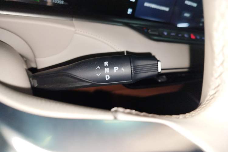 Used VOYAH FREE 2024 Ultra-Long Range Intelligent Driving Version
