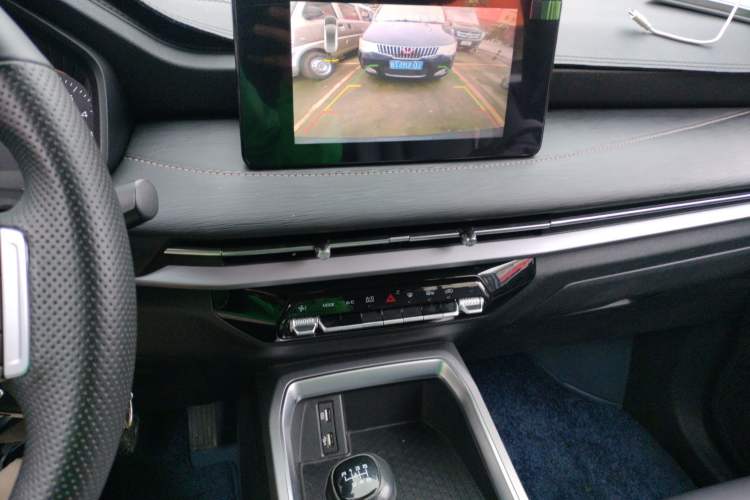 Used Wuling Jiachen 2022 1.5T Manual Comfort & Dynamic Version