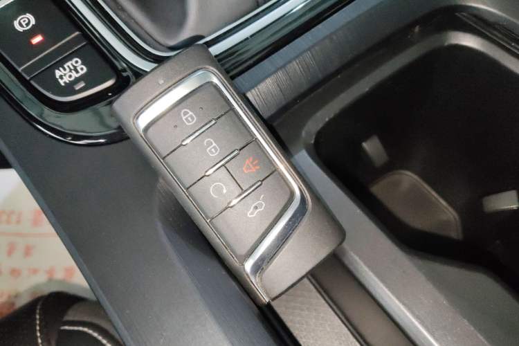 Used GAC Trumpchi M6 2021 270T DCT Elite Edition (7-seater)
