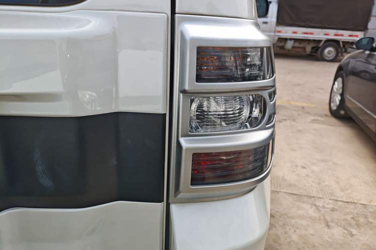 Used Mitsubishi Pajero 2018 V97 3.8L 5-Door GLS Sunroof – Middle East