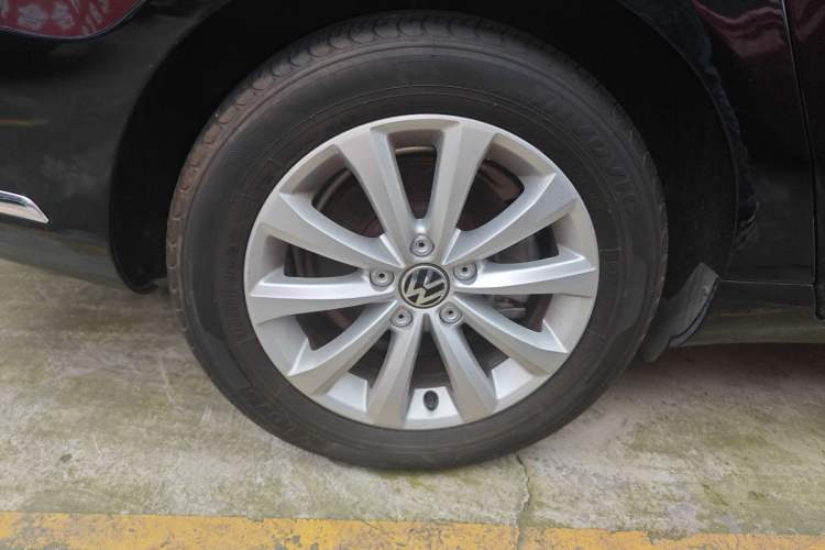 Used Volkswagen Magotan 2015 Revised Version 2.0 TSI Luxury Edition