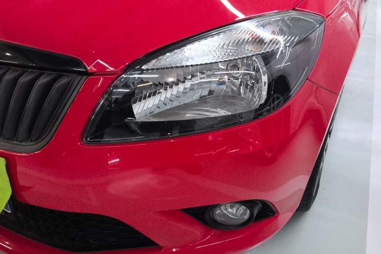 Used Skoda Fabia 2014 1.6L Automatic Sport Edition
