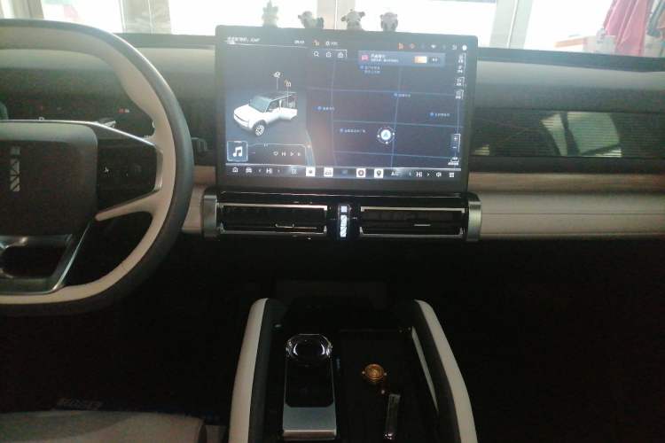 Used  03 2024 472km Four-wheel Drive Long-Range Yuechao Edition
