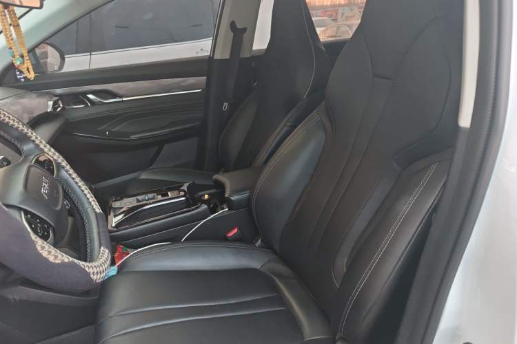 Used Dongfeng Aeolus Mage 2023 DH-i 1.5T Luxury Edition
