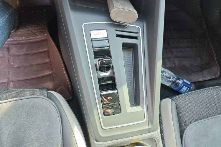 Used Volkswagen Golf 2023 Facelift 280TSI DSG Pro
