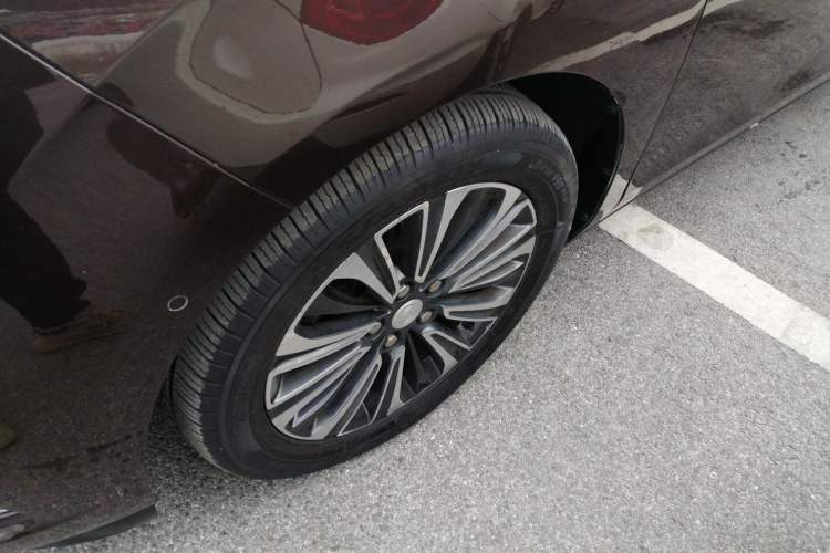 Used Buick GL8 2020 ES Land Cruiser 653T Luxury Model
