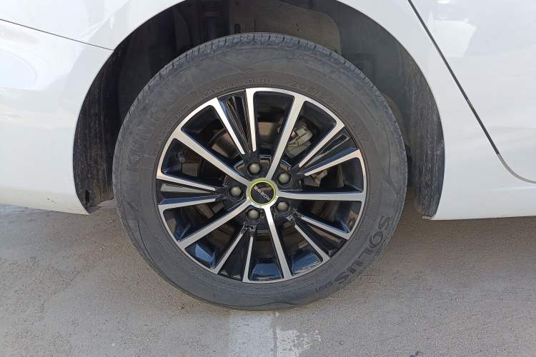 Used Roewe i5 2021 Revised Version 1.5L CVT Diamond Edition
