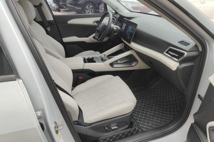 Used BYD Yuan UP 2024 401KM Beyond Edition