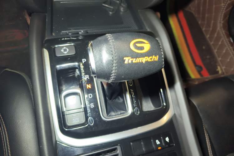 Used GAC Trumpchi GS7 2017 320T Two-Wheel-Drive Luxury Smart Connectivity Model