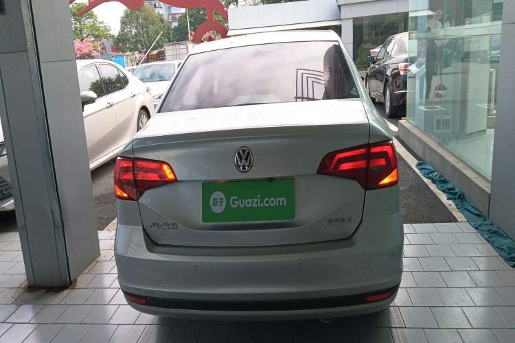 Used Volkswagen Bora 2018 1.5L Automatic Fashion Model