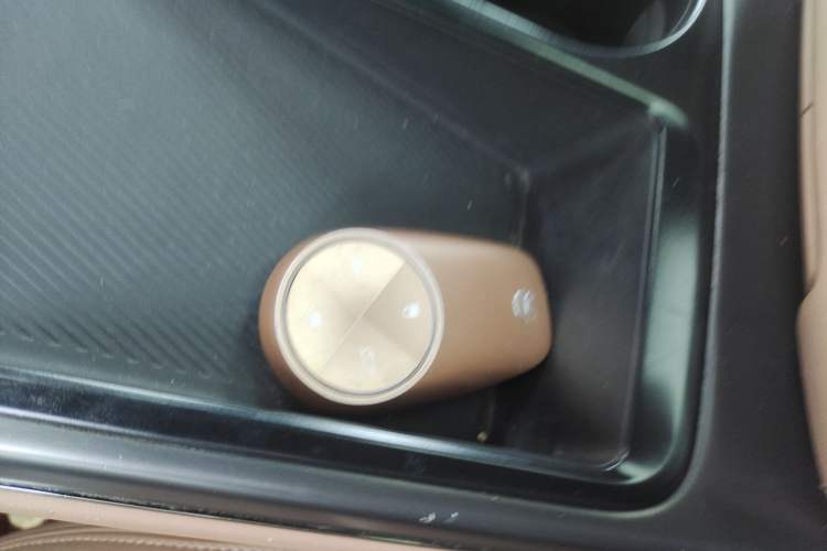 Used Nio ES8 2020 415 km Signature Edition 6-Seater Version
