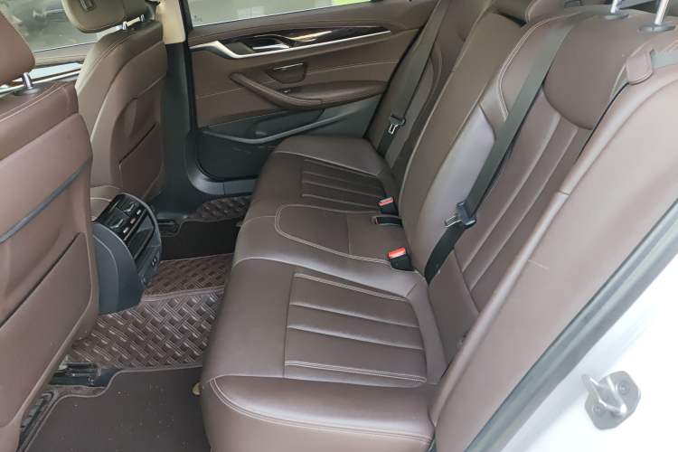 Used BMW 5 Series 2020 525Li Luxury Package